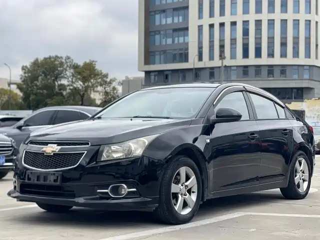 Chevrolet Cruze Cruze 2014 1.6l Sl Million Commemorative Edition At — фото