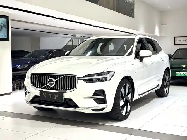 Volvo Volvo Xc60 Plug-In Hybrid Volvo Xc60 Plug-In Hybrid 2025 Plug-In Hybrid Long-Range Four-Wheel Drive Zhiya Luxury Version — фото
