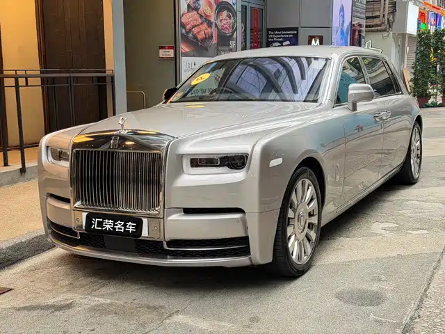 Rolls Royce Phantom Phantom 2018 6.7t Long Wheelbase Version — фото