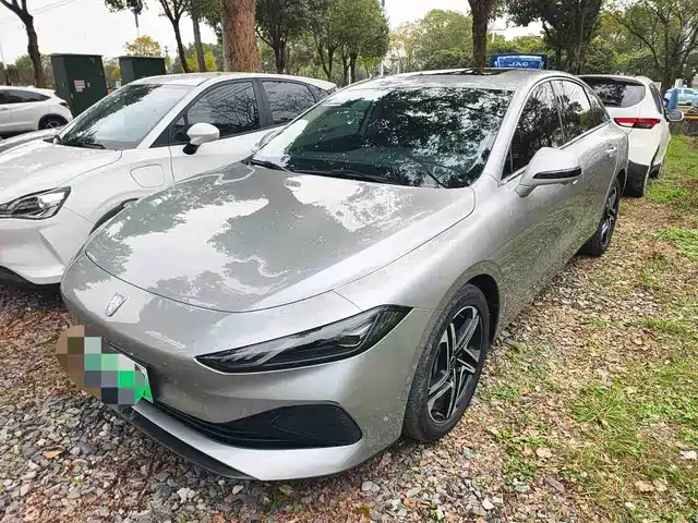 Roewe Roewe D7 Roewe D7 2023 Dmh 125km Flagship Version — фото