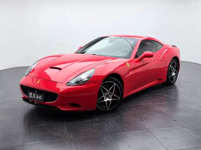 Ferrari California T California T 2012 4.3l Standard Model — фото