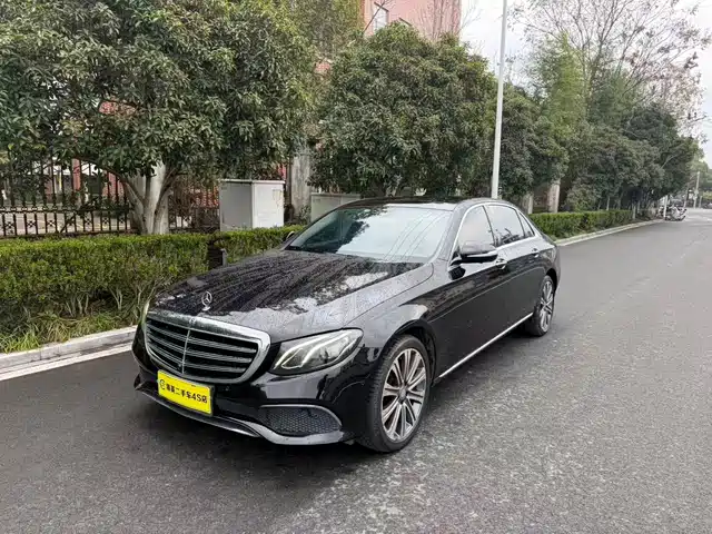 Mercedes-Benz Mercedes-Benz E-Class Mercedes-Benz E-Class 2016 E 300 L Luxury Model — фото