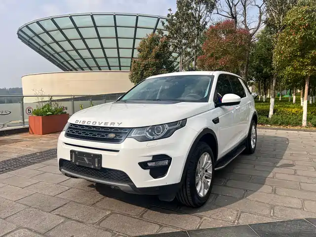Land Rover Discover The Magic Discover Shenxing 2018 240ps Se Version — фото