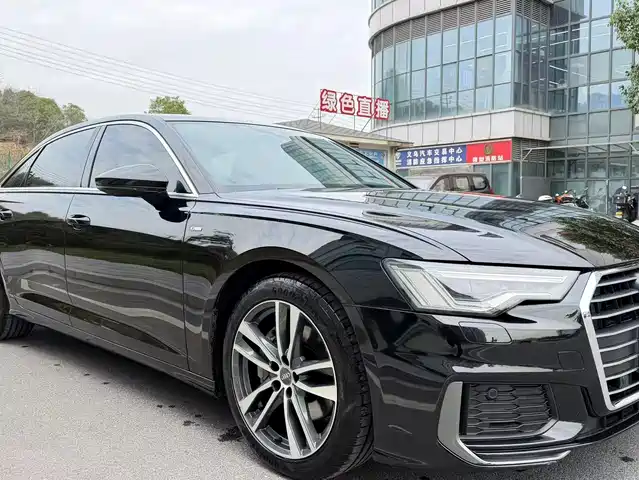 Audi Audi A6l Audi A6l 2021 40 Tfsi Luxury And Dynamic Model — фото