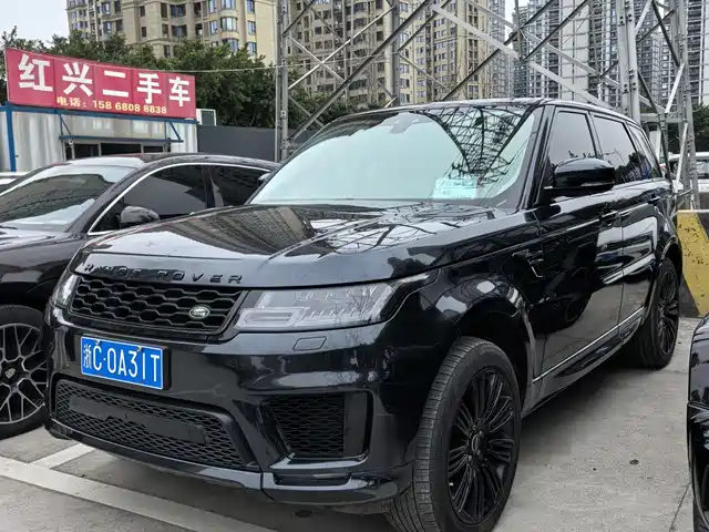 Land Rover Range Rover Sport Range Rover Sport 2021 3.0 L6 Black Edition — фото