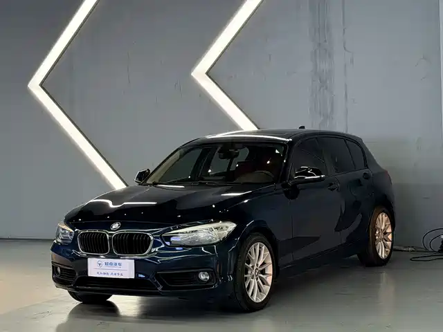 Bmw Bmw 1 Series (Imported) Bmw 1 Series Imported 2016 120i Leading Model — фото