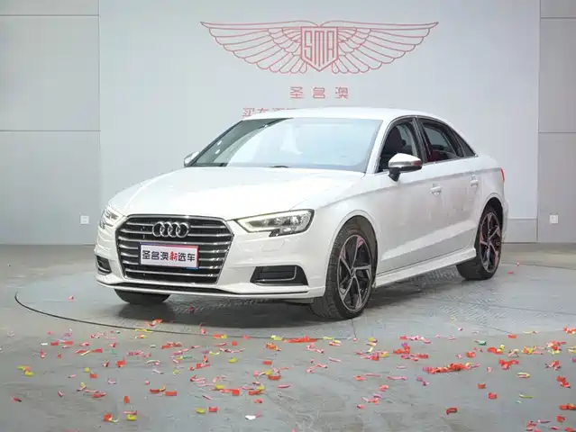 Audi Audi A3 Audi A3 2019 Limousine 35 Tfsi Enterprising National V — фото