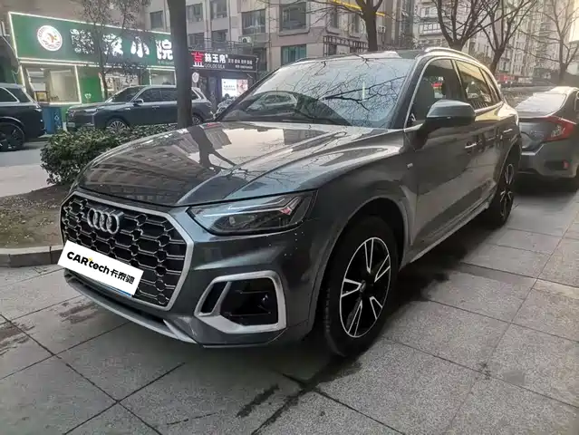 Audi Audi Q5l Audi Q5l 2024 40 Tfsi Fashionable And Dynamic — фото