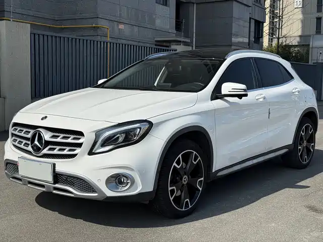 Mercedes-Benz Mercedes-Benz Gla Mercedes-Benz Gla 2017 Gla 220 4matic Fashion Model — фото