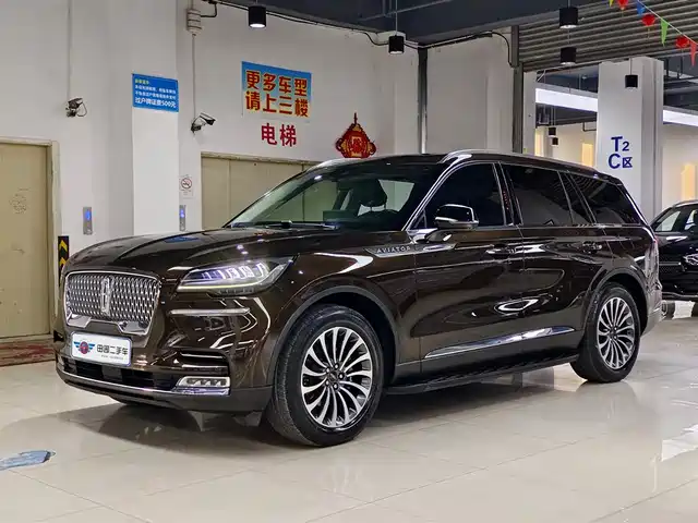 Lincoln Aviator 2021 г.