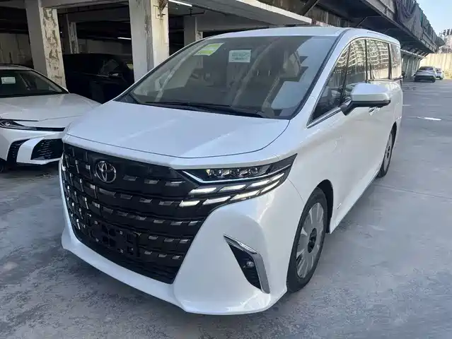 Toyota Elfa Alfa 2024 Dual Engine 2.5l Premium Edition — фото