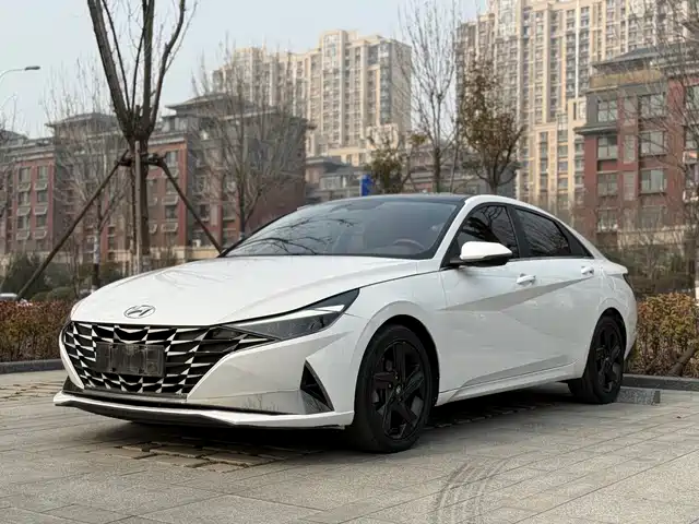 Hyundai Elantra Elantra 2021 1.5l Cvt Lux Premium Edition — фото