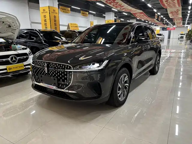 Lincoln Adventurer Adventurer 2024 2.0t Two-Wheel Drive Exclusive Edition — фото