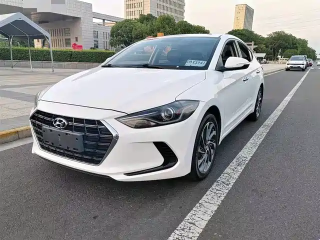 Hyundai Lead The Way Lingdong 2020 1.5l Cvt Zhixuan Elite Type — фото