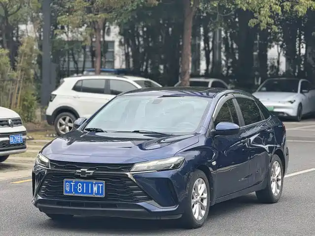Chevrolet Cruze Cruze 2023 1.5l Dual-Clutch Enjoyment Version — фото