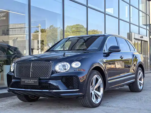 Bentley Bentayga Bentayga 2024 4.0t V8 — фото