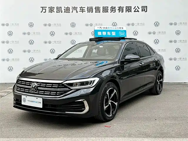 Volkswagen Sagitar Sagitar 2025 300tsi Dsg Super Edition — фото
