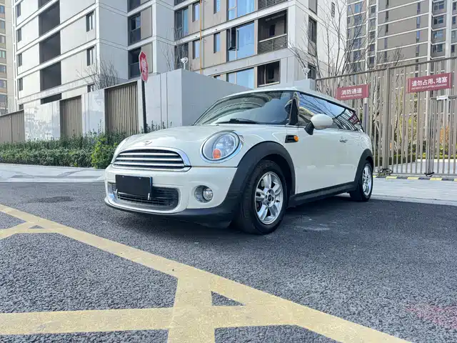 Mini Mini Clubman Mini Clubman 2011 1.6l One — фото