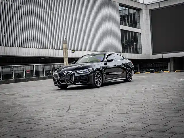Bmw Bmw 4 Series Bmw 4 Series 2023 425i M Sports Package — фото