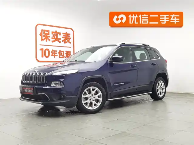 Jeep Free Light Liberty Light 2017 2.0l Superior Edition — фото