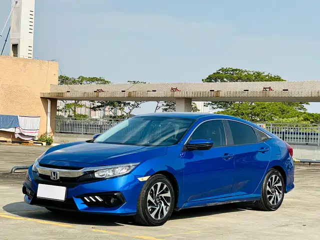 Honda Civic Civic 2016 220turbo Cvt Deluxe Edition — фото