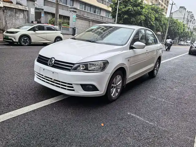 Volkswagen Jetta Jetta 2015 1.6l Automatic Comfort Model — фото