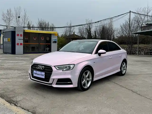 Audi Audi A3 Audi A3 2018 30th Anniversary Limousine 35 Tfsi Fashion — фото