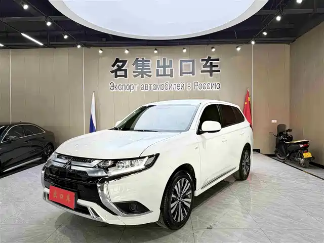 Mitsubishi Outlander Outlander 2021 2.0l 2wd Smooth Edition 5 Seats — фото