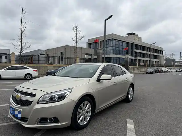 Chevrolet Malibu Malibu 2013 2.0l Automatic Luxury Version — фото