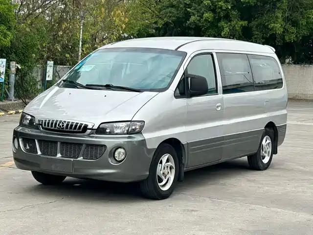 Jiangxi Automobile Group Ruifeng Ruifeng 2012 1.9t Shuttle Diesel Comfort Hfc4db1-2c — фото