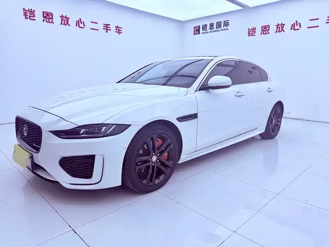 Jaguar Jaguar Xel Jaguar Xel 2020 2.0t 200ps R-Dynamic S Advanced Sports Edition — фото