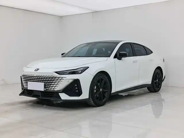 Chang'An Changan Uni-V Changan Uni-V 2023 1.5t Premium Model — фото