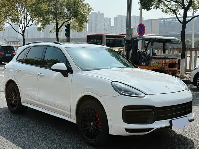 Porsche Cayenne Cayenne 2015 Cayenne Gts 3.6t — фото