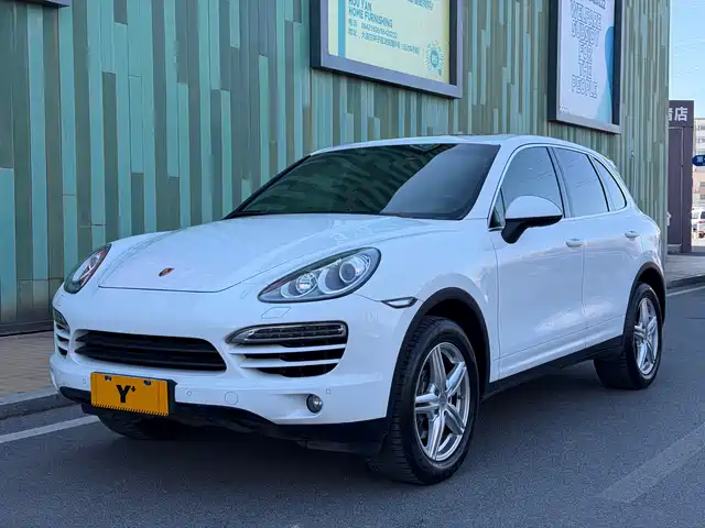 Porsche Cayenne Cayenne 2014 Cayenne Platinum Edition 3.0t — фото
