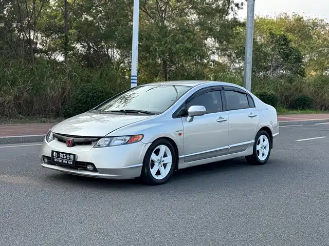 Honda Civic Civic 2008 1.8l Automatic Commemorative Classic Edition — фото