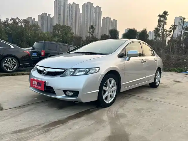 Honda Civic Civic 2009 1.8l Automatic Comfort Version — фото