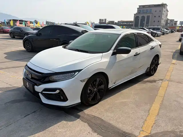 Honda Civic Civic 2021 Hatchback 220turbo Cvt New Sharp Control — фото