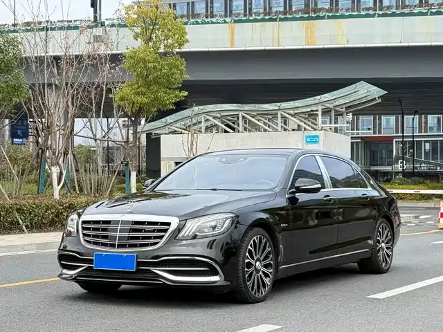 Mercedes-Benz Maybach S-Class Maybach S-Class 2018 S 560 4matic — фото
