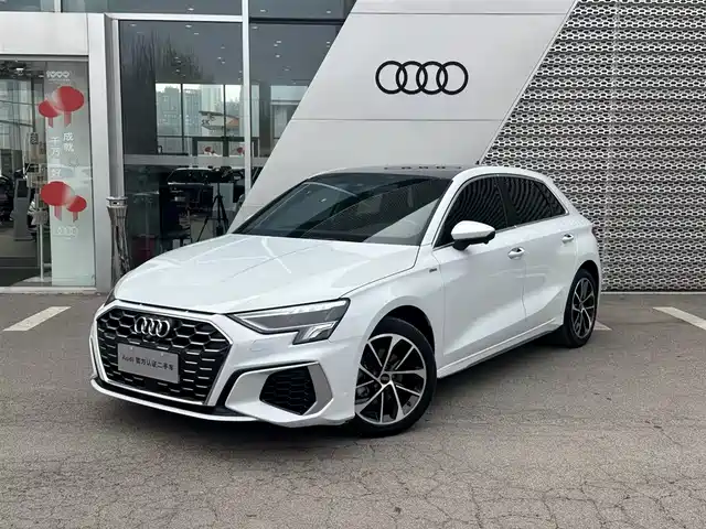 Audi Audi A3 Audi A3 2022 Sportback 35 TFSI Enterprising and Elegant Model — фото