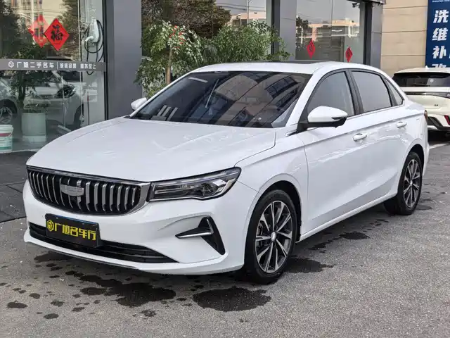 Geely Automobile Emgrand Emgrand 2025 4th Generation 1.5l Cvt Flagship Model — фото