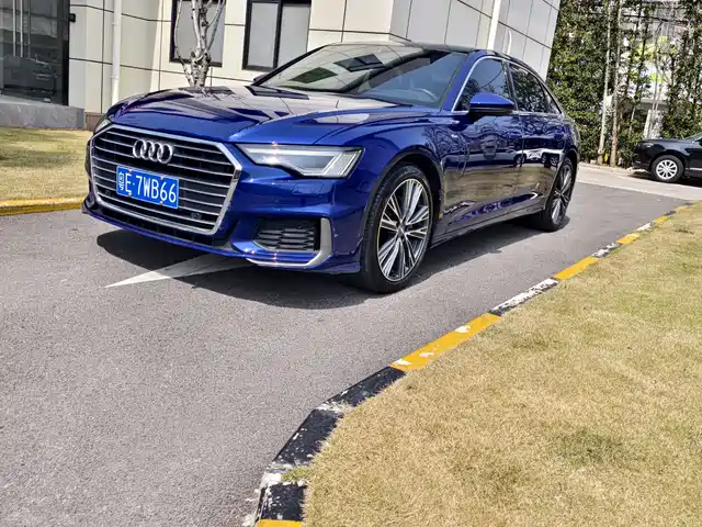 Audi Audi A6l Audi A6l 2021 40 Tfsi Luxury And Dynamic Model — фото