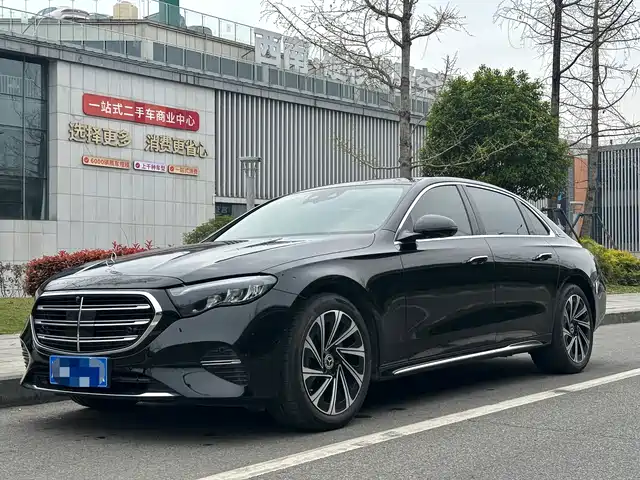Mercedes-Benz Mercedes-Benz E-Class Mercedes-Benz E-Class 2024 E 300 L Luxury Model — фото