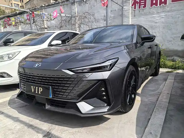 Chang'An Changan Uni-V Changan Uni-V 2022 1.5t Premium Model — фото