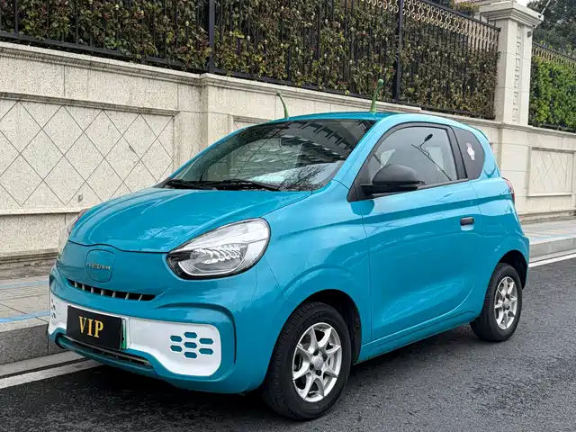 Roewe Clever Clever 2022 311km Yuanqi Bobo Edition — фото