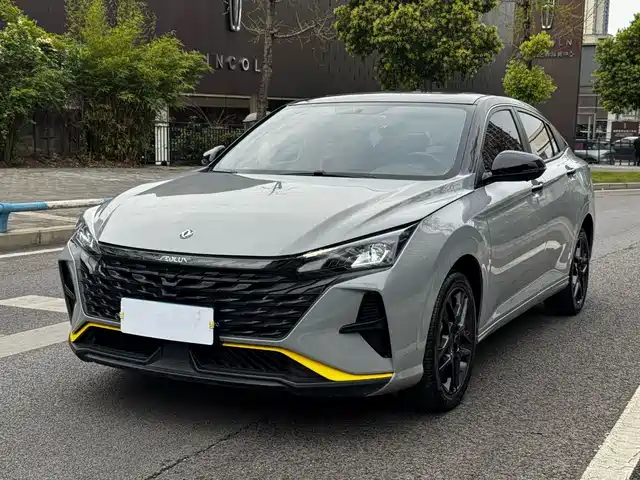 Dongfeng Fengshen Yixuan Yixuan 2023 Mach Edition 1.5t Automatic Hunting Knight Edition — фото