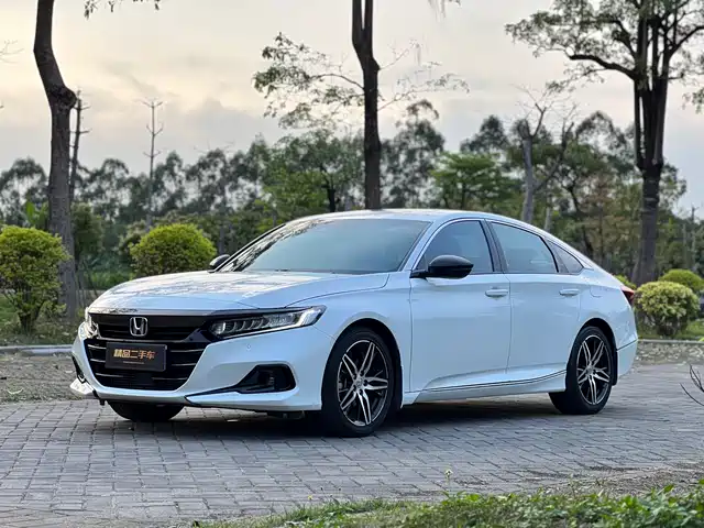 Honda Accord Accord 2022 260turbo Magic Night Premium Edition — фото