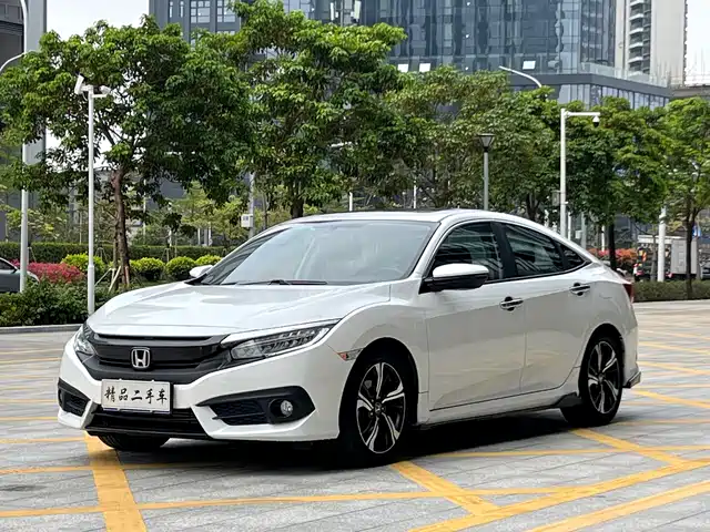 Honda Civic Civic 2016 220turbo Cvt Premium Edition — фото