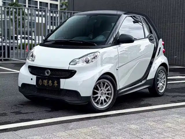 Smart Smart Fortwo Smart Fortwo 2012 1.0 Mhd Hardtop Standard Version — фото