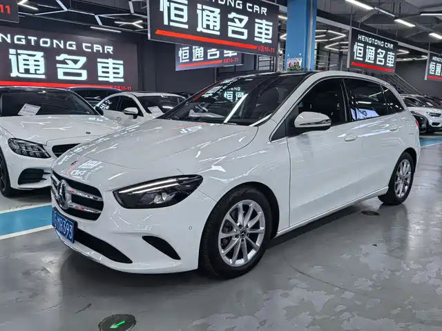 Mercedes-Benz Mercedes Benz B Class Mercedes-Benz B-Class 2022 Facelift B 200 Fashion Model — фото