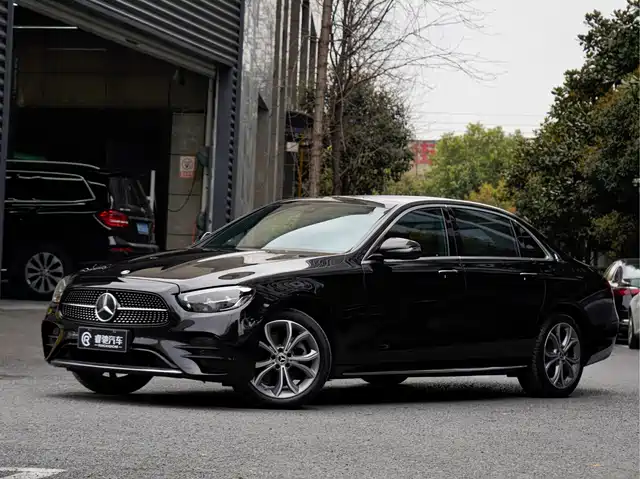 Mercedes-Benz Mercedes-Benz E-Class Mercedes-Benz E-Class 2023 E 300 L Sports Luxury — фото